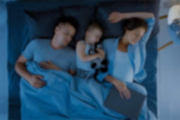 【夫婦の営み】子どもがいても、する?しない? 既婚男女3000人が明かした 《行為の有無》 が生々しかった