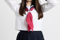「なんか違和感」「コスプレ感強い…」アラフォー女優たちの“制服姿”に賛否両論！？