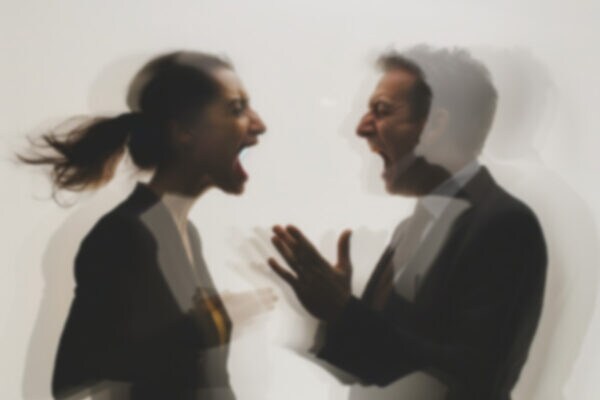 「女に生まれ変わりたい」… 男性の “嘆き” を女性らがフルボッコ　 活発化する《男女論争》、 本当に “生きづらい” のはどちらか