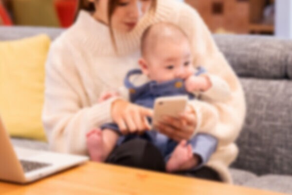 【闇深】わが子を《二重まぶた・色白》に…　顔の画像加工 ⇒ SNSアップする親、“承認欲求” 暴走の果て　将来に及ぶ「致命的リスク」とは