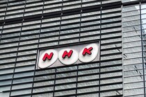「意図的だ」カメラ専門家が断言！“高市下げ”で物議のNHK「ダッチアングル」問題はなぜ起きた？世界標準の「リアリティ演出」と報道倫理の境界線