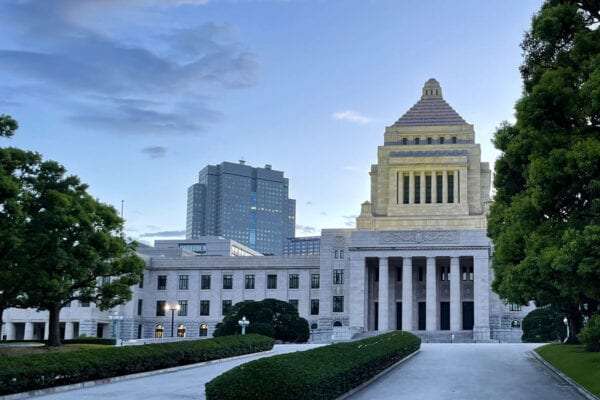 NHK党・齊藤議員が立憲・杉尾議員に宣戦布告！？「私の名誉より総理の名誉」「発言の訂正を」会派離脱めぐりSNSで決死の「長文」反論