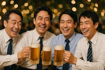 【忘年会シーズン】乾杯の1杯目…　「一般人」と「内科医」で、“選ぶお酒” に違いがあった！？　医師が飲んでる1杯目とは