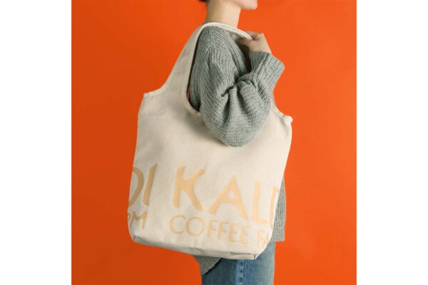 【福袋】カルディコーヒーファーム（全5種）トートバッグのデザインにも注目！ 「食品福袋」と「オンライン限定プレミアム福袋」の抽選が開始！