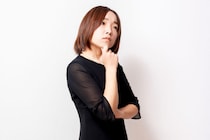 「ご先祖様が『オッ透け感！』って思うわけないだろ」葬儀の“黒タイツNG・透け感必須”マナーに「誰得？」「キモい」と批判殺到