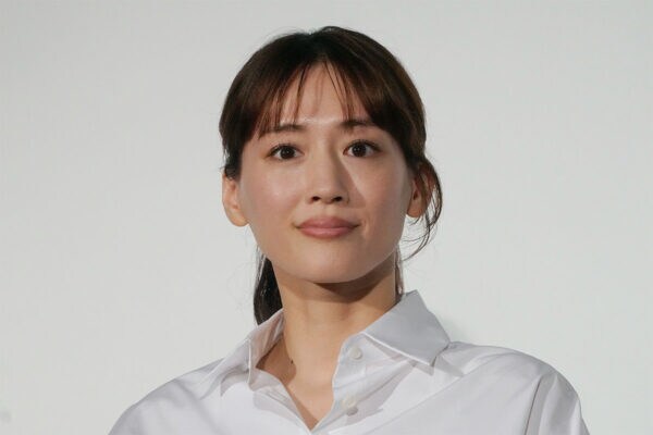 【ランキング】一重・奥二重が魅力的な《女性芸能人》TOP10！ 綾瀬はるか、川口春奈を抑え、圧倒的“愛されスマイル”で1位に輝いたのは？