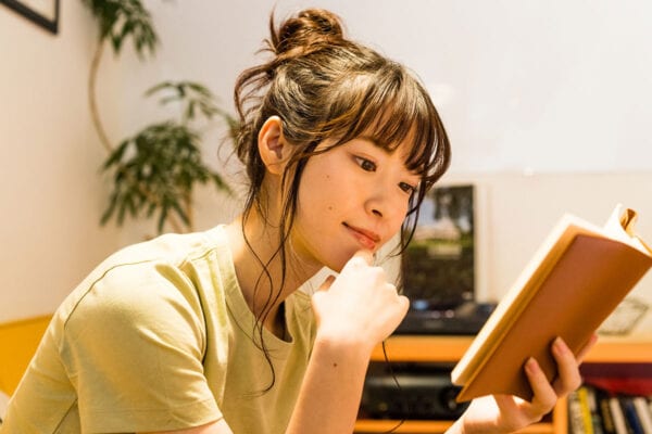 「国語便覧」に何が…？ 公式の“意味深予告”に「株価の変動？」「移籍市場かよ」とツッコミ殺到