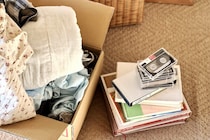 【大掃除】“1年以上” 使っていないモノ、あなたは捨てられる？　⇒ 圧倒的多数が選んだ 《対処法》 とは