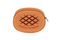 【福袋】実質1000円お得「トマト&オニオン」名物「弾丸ハンバーグ」が初のグッズ化で話題！ハンバーグポーチや加湿器、お年玉クーポンも付属♪