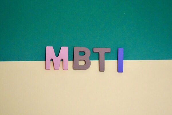 《MBTI診断》意外と多い！？診断結果を聞かれるのは「ビミョー」な就活生たち…大人気“診断”への本音とは