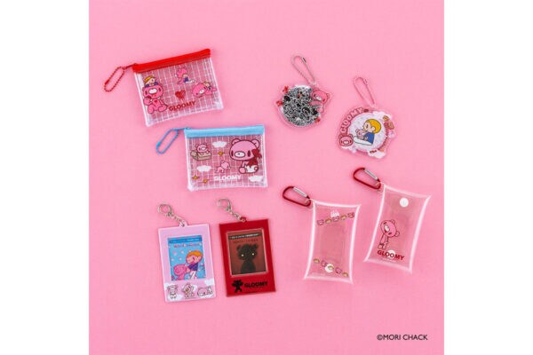 「いたずらぐまのグルーミー」25周年記念、100円で買えるグッズ（全12種）が集結！ 「キャンドゥ」等で販売開始！