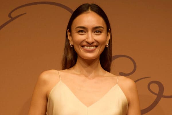 《長谷川潤》実の娘・アイヴォリーとテレビCMで初共演！ 「娘との共演ってちょっと違うと思う…」親心を明かす一面も