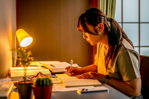 今年こそ“難関資格”にチャレンジしたいなら「忙しい」を言い訳にするな！アンガ田中、天月愛らに共通する3つの勉強ハック