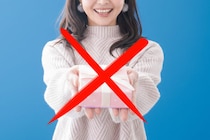 職場の義理チョコ、もはや “遺物” か　「禁止」する企業が増加中…　ただし一部女性社員からは 《嘆き節》 も