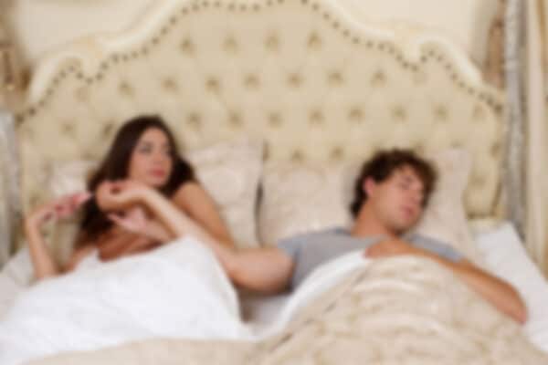 【夫婦の営み】“レス” の末路… もしもパートナーが不倫したら。 許すか、離婚か―? 既婚者1500人の 《生々しい葛藤》 とは