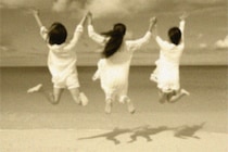 12年前から “大幅激減”…？　なぜ、イマドキ若者たちは 【卒業旅行】 へ行かなくなったのか