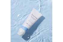 フィギュア本田真凜、おすまし＆お上品な “最新ショット”  「私自身が一生使い続けたい」　コスメブランド立ち上げ