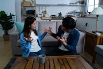 電気代節約が 【夫婦ゲンカ】 のもとに…！？　エアコン設定で口論に　「こっそり調整」が3割、「我慢して体調を崩した」も