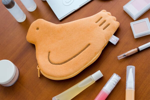 【3月6日】《鳩サブローの日》に1日限り… 「鳩ぽっぽーち」と「不思議グラス」をオンライン販売! 午前8時10分(ハト)にスタート!