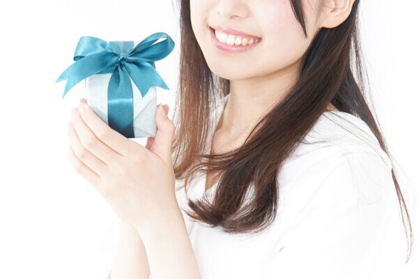 【もうすぐホワイトデー】もし「お返し」を贈らなかったら、どうなるのか―？　“失敗した” “やらかした” 男性たちの末路とは