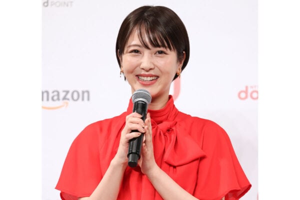 「国宝級のおへそ…」へそ出しショットを披露した元“朝ドラヒロイン”たち！清楚なイメージを覆す大人な姿が話題