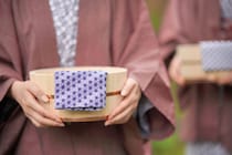 なぜか温泉入浴ショットを公開した女性芸能人たち…三者三様の魅力が輝くオフショットが話題！あふれる色気に思わず釘付け！