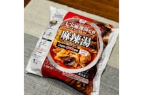 「セブン-イレブン」行列が絶えない人気店「七宝麻辣湯」が買える！？ SNSでも話題沸騰、味の再現度はいかに…“ぶっちゃけレビュー”！