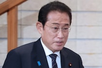 【大御所ずらり】岸田元首相、“21年前” の集合写真アップ。 安倍・河野・塩崎…　SNS民「みんな若い」「長年のご縁っていいですね」