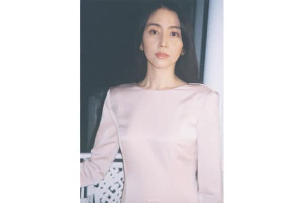 長澤まさみ(38)“美背中”を大胆にみせたドレス姿に「女神そのもの」アカデミー賞後の最新ショットに反響