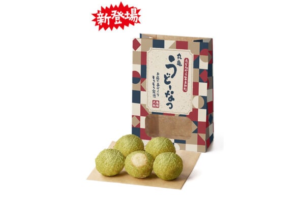 【丸亀製麺】“もっちもち食感”「うどーなつ」に抹茶が登場！ 京都・宇治の老舗「堀田勝太郎商店」の抹茶をぜいたくに使用した一品
