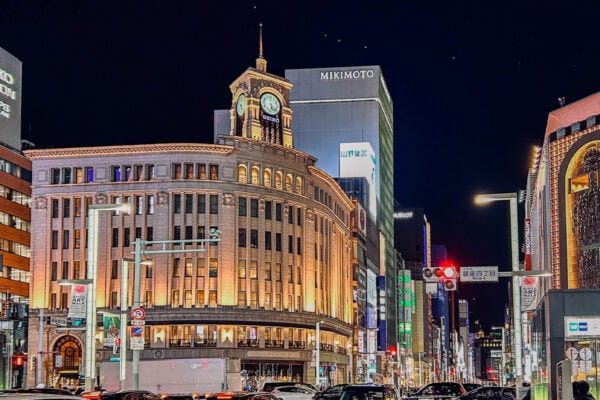 【エイプリルフール】企業のSNSネタに不満・批判も…　絶賛された「銀座三越」、その “42秒ショート動画” とは