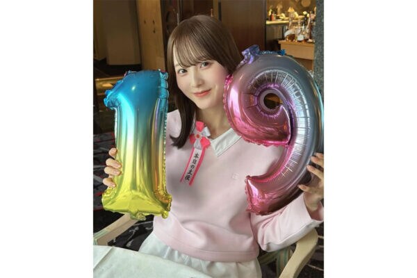 本田紗来（19）スーツ姿で“難関大学名”の進学報告「真凛お姉ちゃんと同じ大学」「真凜ちゃんにそっくり」“才色兼備”な姉妹に絶賛の声