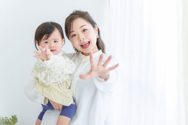 「タチ悪い」「せめて一度復職を」育休使い切って退職、男性育休中の転職活動はアリ？ナシ？ネットで飛び交う職場の本音と家庭の事情《育休明け退職が物議》