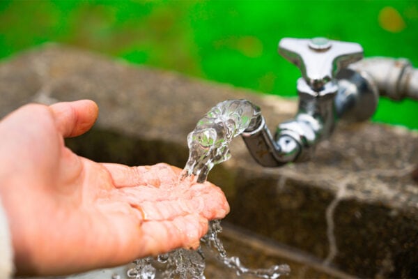 【47都道府県別】水道水が「おいしい県」＆「おいしくない県」TOP3！　全国アンケート、 意外？ 東京はランクインせず