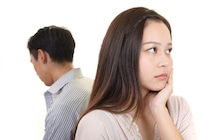「はァ？そういうこと？」夫が語った“元カノの正体”に絶句…！“夫の過去の武勇伝”は妻たちには《地雷》でしかない
