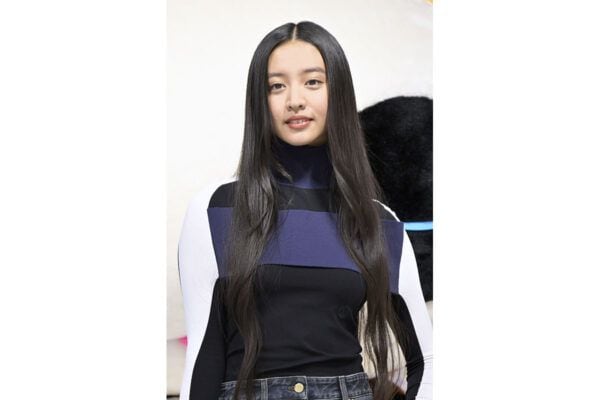 Koki,（23）愛犬との“絵になりすぎる”最新ショットを公開。飾り気のない笑顔と佇まいでファンを魅了