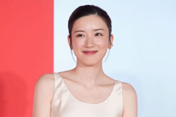 永野芽郁（26）ロングから“ばっさりショート”にイメチェン！キャップをかぶったカジュアルな最新姿