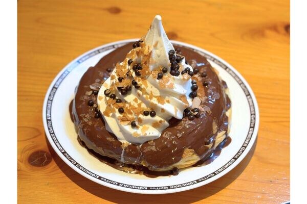 「コメダ珈琲店」×ロッテ「クランキー」初コラボ!中も外もサクッ・とろなチョコ尽くし「シロノワール CRUNKY」を実食