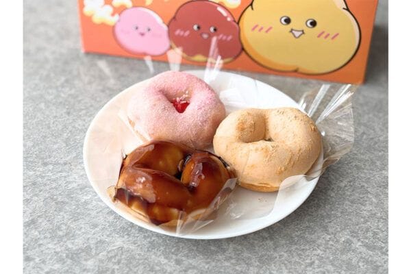 【実食】まるで“つきたてのお餅”ミスド「 もっちゅりん」をゲット！ふわっと軽い“もっちゅり”新食感（全3種）を食べ比べ
