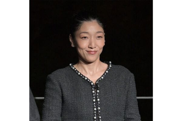 【激似】SNSがたびたび混乱…！？江口のりこ＆安藤サクラだけじゃない！「どっちがどっちだか…？」見分けがつかない“そっくり”芸能人たち