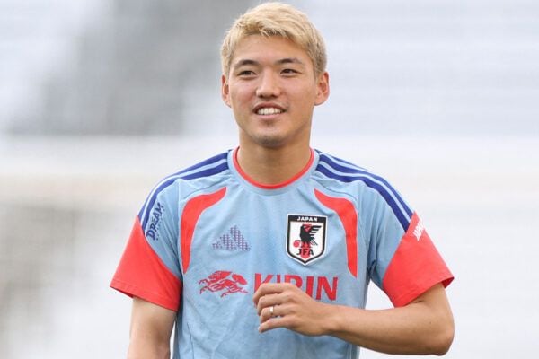 【サッカーW杯】堂安律　“美し過ぎる” 年上妻（30）の 美谷間＆美スタイルに…　「何度も見ちゃう」「震えます」
