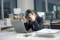 【心理師が伝授】「7月病（ボーナス燃え尽き症候群）」乗り切るコツとは？（4月・5月・6月）を耐え抜いた人が夏に消えるワケ