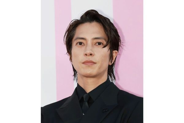 亀梨和也との“最新2ショット”にファン歓喜！山下智久（41）に続け！目黒蓮、新田真剣佑、笠松将…海外ドラマで活躍する日本人俳優たち