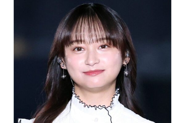 影山優佳（25）、“イケメン” 実弟とのツーショット公開！　「笑った顔そっくりだなw」「家族愛たまらん」