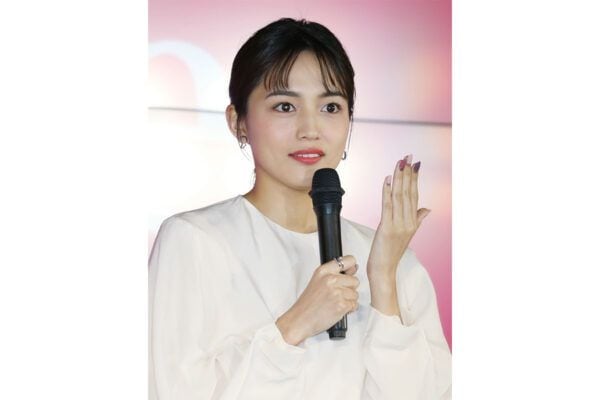 【熱愛】川口春奈(31)&板倉滉(29)「結婚して欲しい」サッカーW杯直後の“ビッグカップル誕生”に日本中が熱狂!