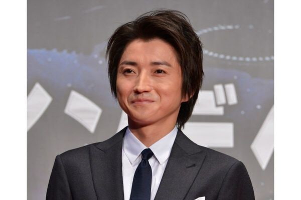 「ジワジワくる」「強烈!」藤原竜也(44)が“顔面強力”…シュールすぎる野菜のビジュアルにSNS爆笑!「なんでだよ…」味の素が明かした“驚きの理由”とは