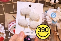 “寿司になれる” ヘアクリップとは一体…？　【サンキューマート】シャリそっくり商品に、「欲しいとても欲しい」「頭にシャリ付けたい」