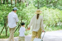 「嫌味を真に受けちゃう…」「マウントへがしんどい」義実家や親族、夫の言動にイライラ！お盆帰省で疲れ果てないための「受け流し術」と実践テク