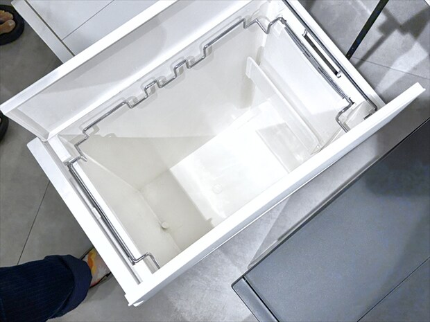 KEYUCA両開きダストボックス 2