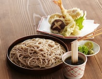 昨シーズン40万食完売！しなやかなコシとのど越しが楽しめる手延べそば「ナナサン年越しそば」で年越しはいかが？